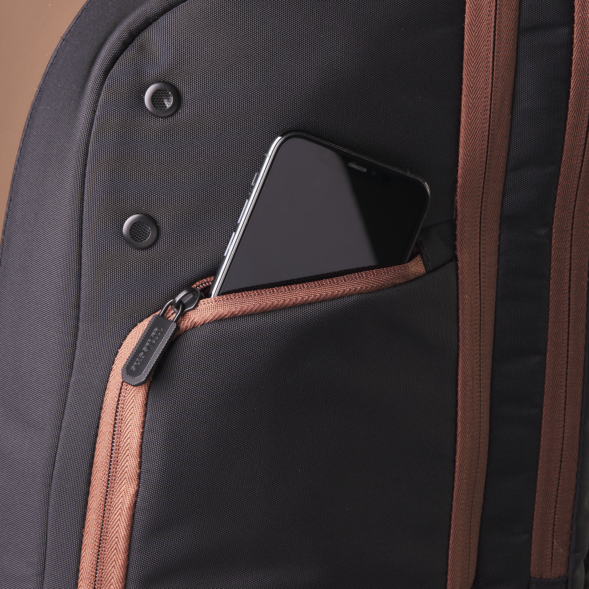 WR8024601_5_Super_Tour_Pro_Staff_V14_Backpack_Copper.png.high-res