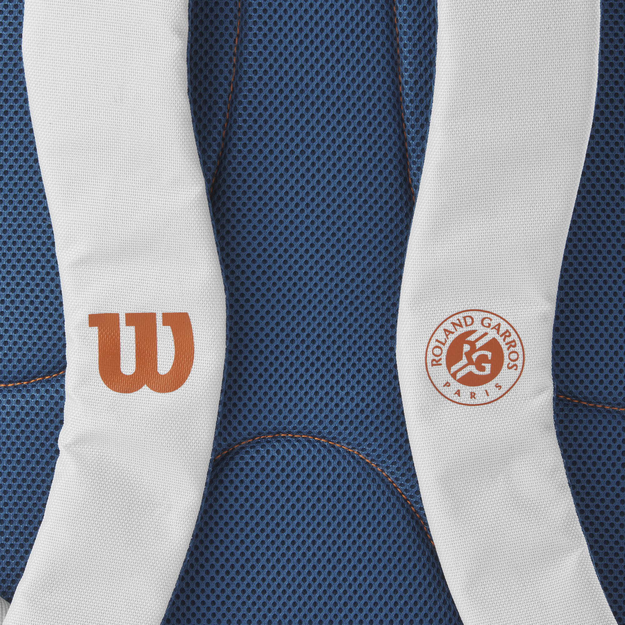 WR8031201_2_TEAM_BACKPACK_ROLAND_GARROS_White_Blue_Clay.png.high-res