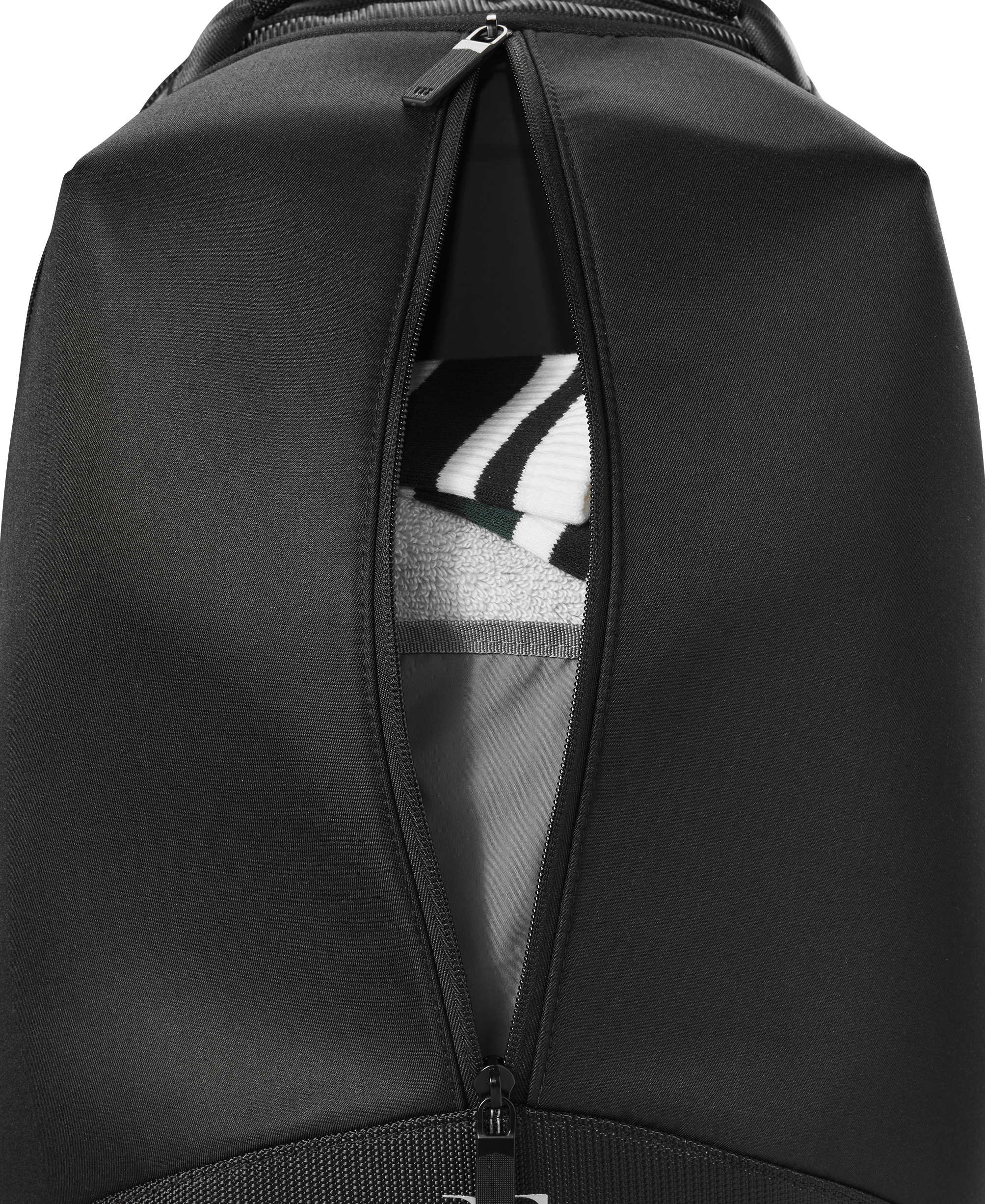 WR8032801_7_RF_Collection_Backpack_Black.png.high-res