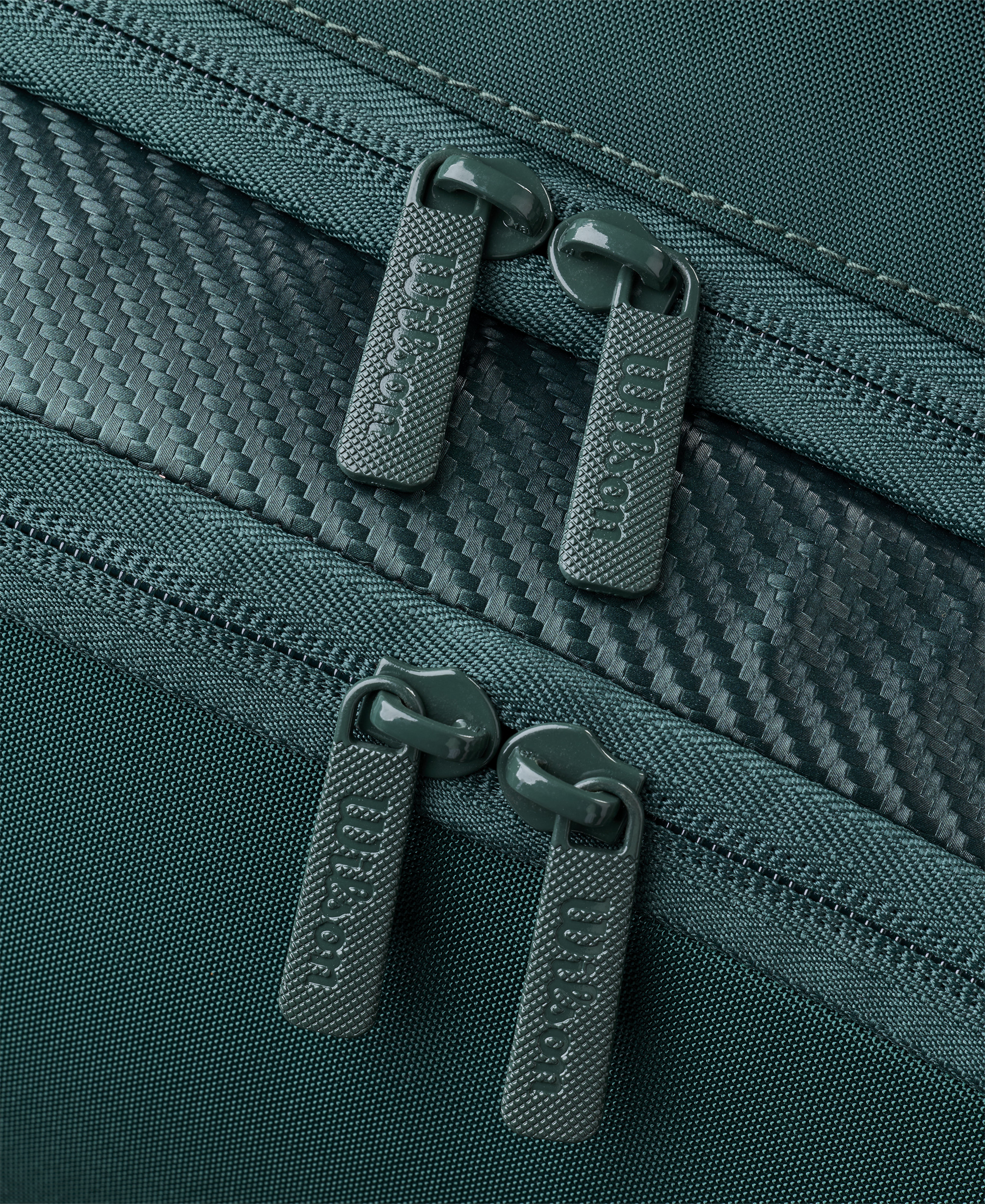 WR8056301_6_BLADE_V10_9PK_Green.png.high-res